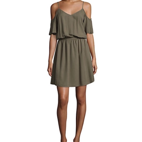 Splendid Dresses & Skirts - Splendid Cold Shoulder Dress Splendid Dresses & Skirts - Splendid Cold Shoulder Dress